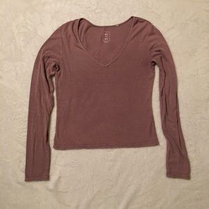 Long sleeve v-neck mauve top